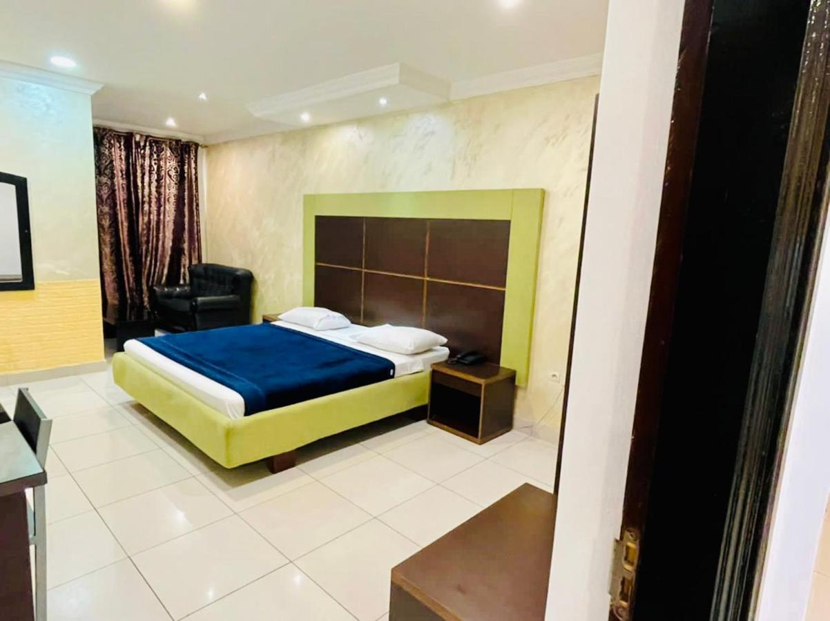 Class Hotel Brazzaville Exterior photo